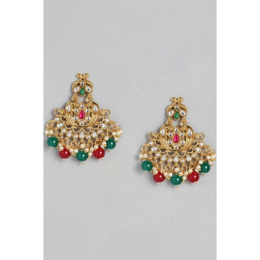 Traditional Gold-Plated Kundan & Pearl Maangtikka Set with Drop Earrings (Red & Green)